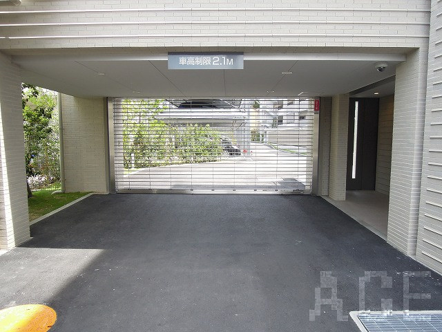 駐車場入口