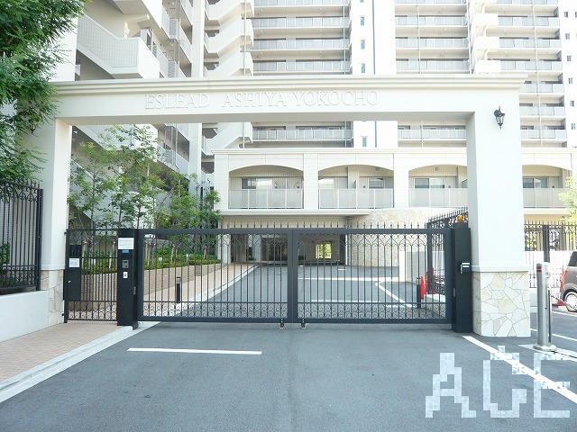 駐車場入口