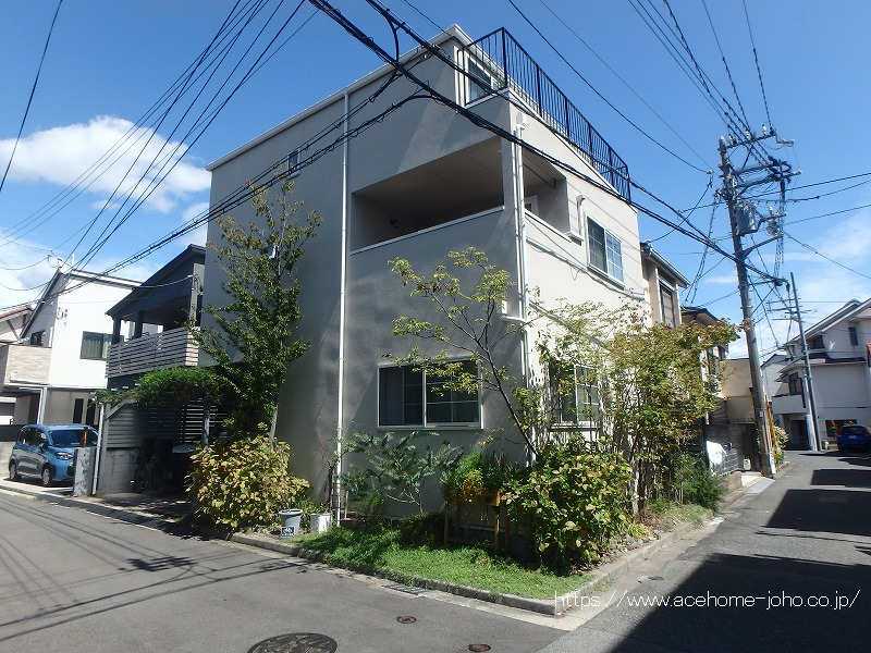 阪神芦屋駅 徒歩9分 構造:木造土地面積:95.71平米 ( 28.95坪 ) 建物面積:113.43平米 ( 34.31坪 )