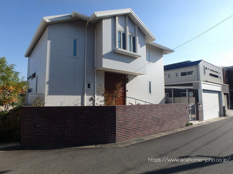 JR芦屋駅 徒歩15分 構造:木造土地面積:239.21平米 ( 72.36坪 ) 建物面積:153.43平米 ( 46.41坪 )