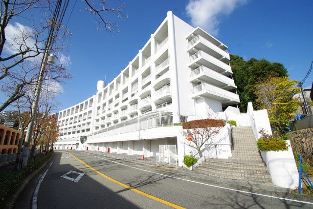 建物外観／南東側より