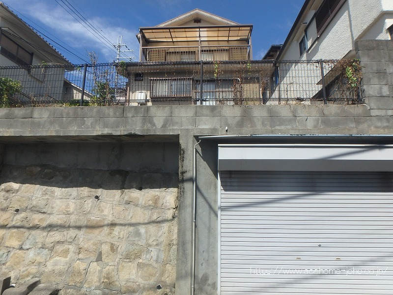 東側より